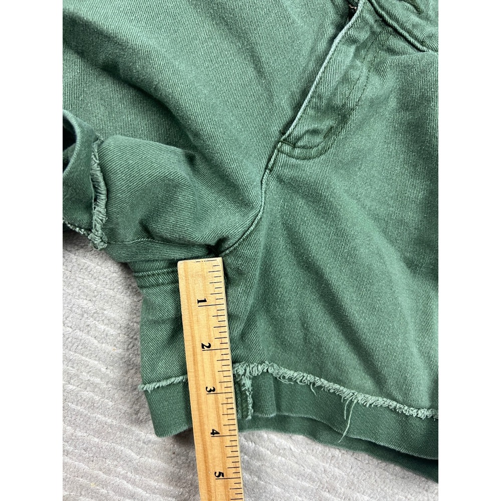 Time and Tru Denim Shorts Womens 6 Green Raw Hem Frayed Mid Rise 3" Inseam - Picture 3 of 8